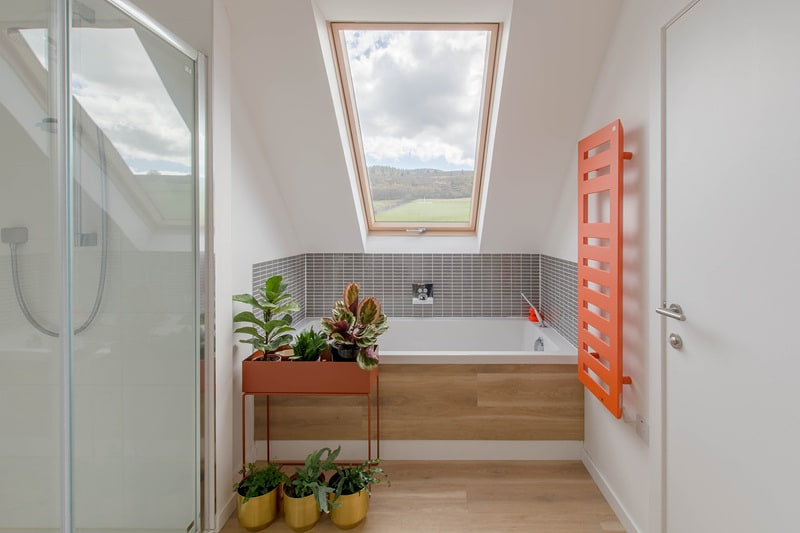 HebHomes Bathrooms